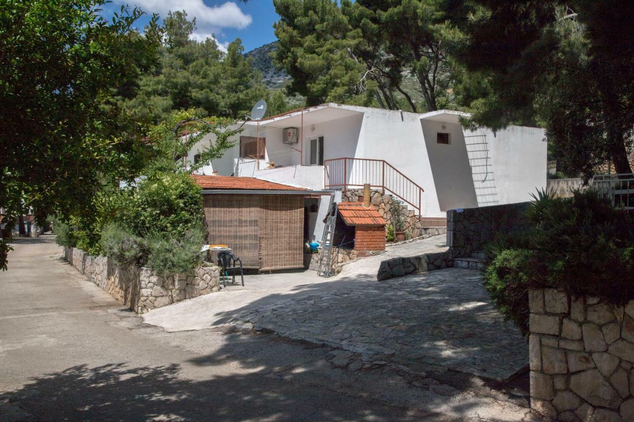Apartments Tonin Ivan Dolac Zewnętrze zdjęcie